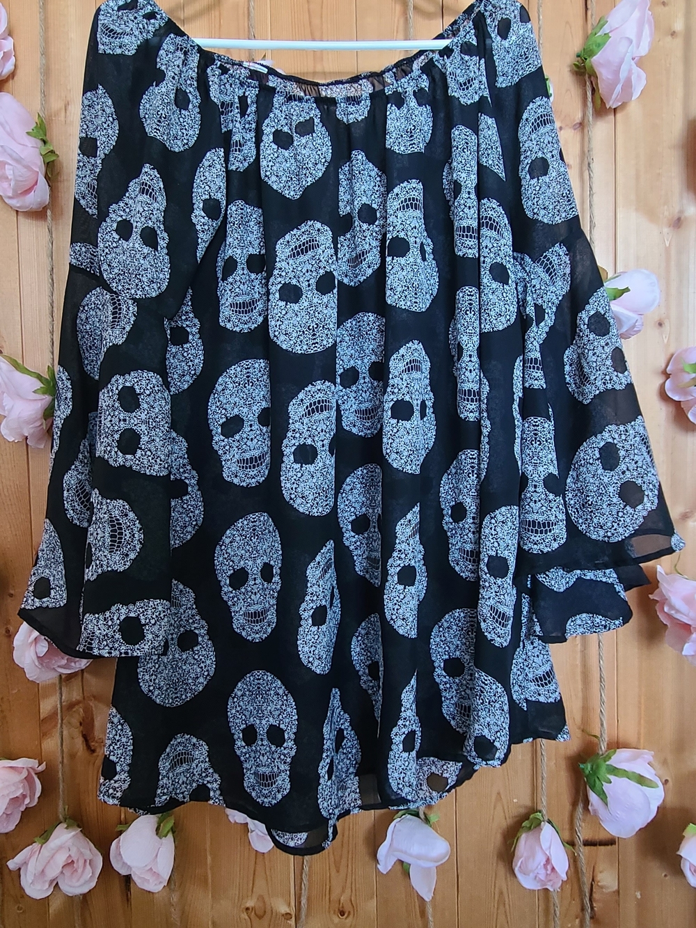 Black Skull Print Off-Shoulder Women's Blouse